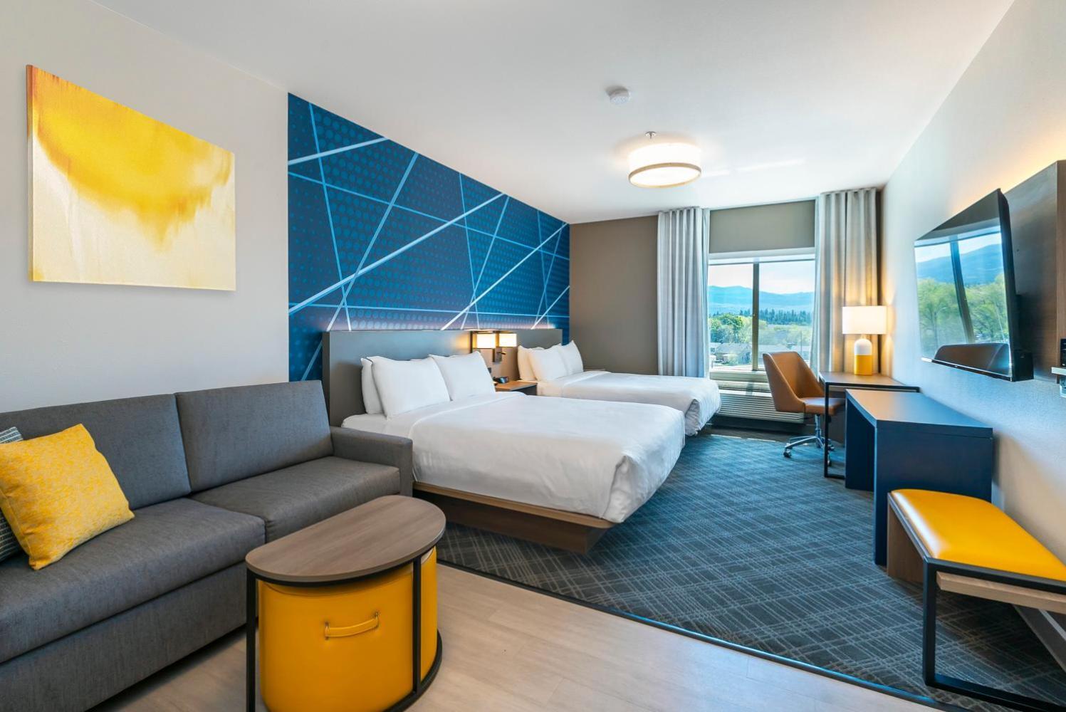Comfort Suites Келоуна Екстериор снимка